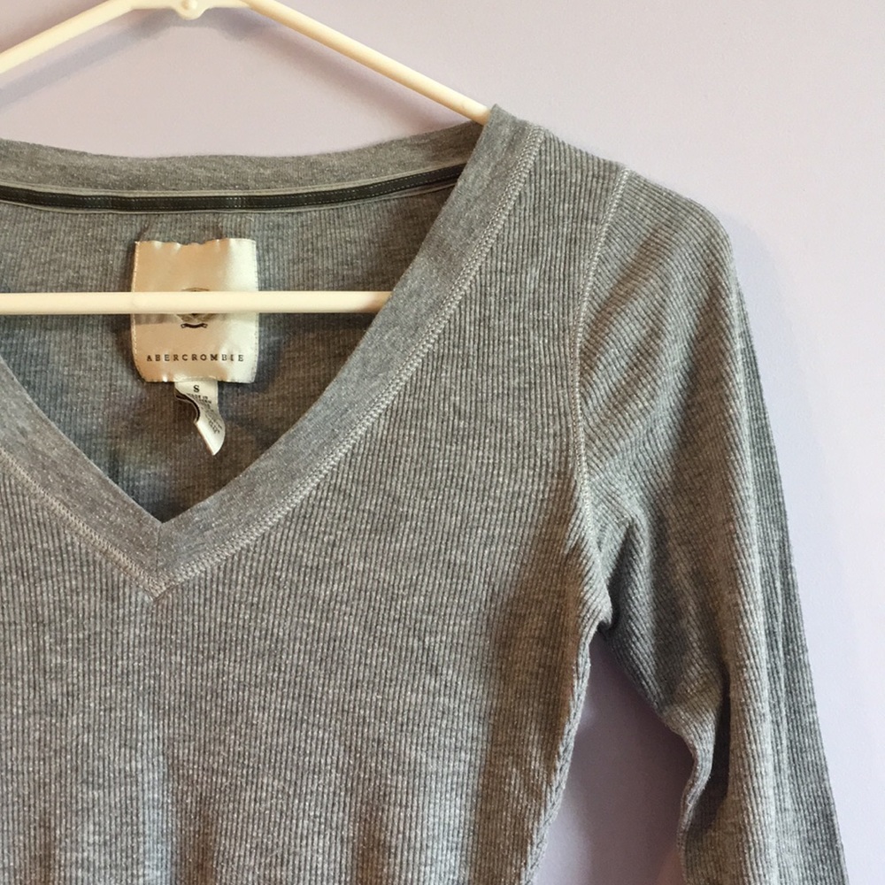 Ribbed, long sleeve shirt